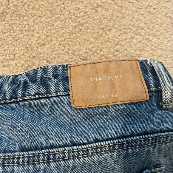 Zara medium wash jeans size 10 (fit like 8/29) - Picture 1 of 5